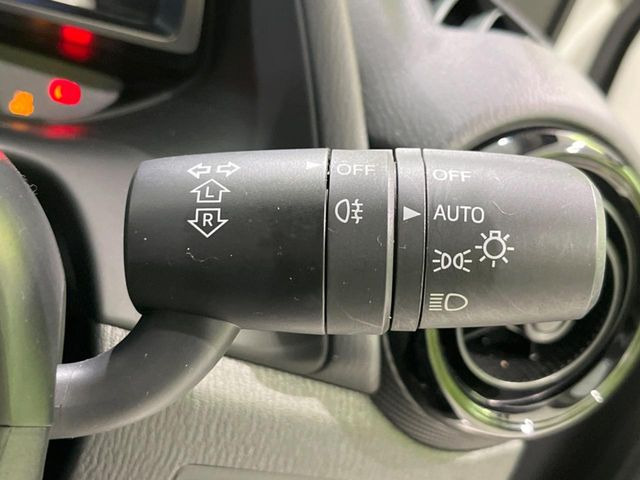 �y�I�[�g���C�g�z����̖��邳�ɉ����Ď����Ńw�b�h���C�g�̓_���E�������ł���@�\�ł�!���C�g�̕t���Y��E�����Y��Ȃǂ������Ȃ�A�J�̓���[���̑��s�����S!�g���l���ʉߎ����֗��ł��ˁ�