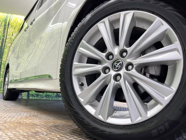 �y����18�C���`�A���~�z�C�[���z�O�ςɃ}�b�`���������A���~�z�C�[���𑕒����Ă���܂��B�e��ЊO�A���~�z�C�[����A�X�^�b�h���X�^�C�����戵�����Ă���܂��B���񂲑��k����������