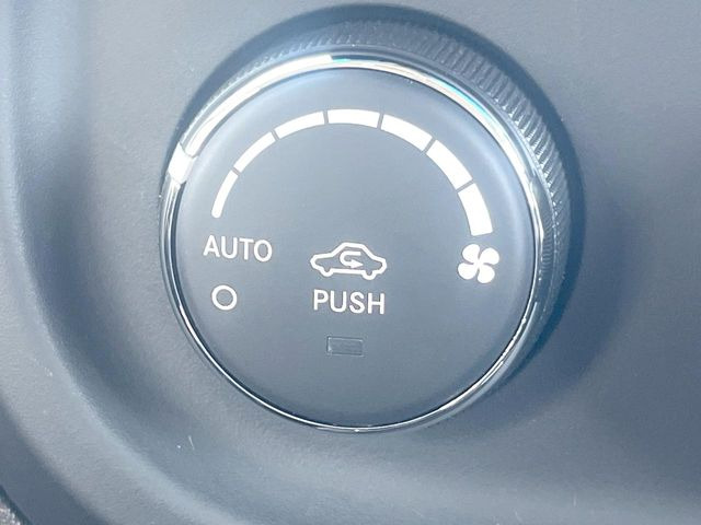 ���I�[�g�G�A�R��:�œK�ȉ��x��ۂ悤�ɃI�[�g�Œ��߉\�ł���