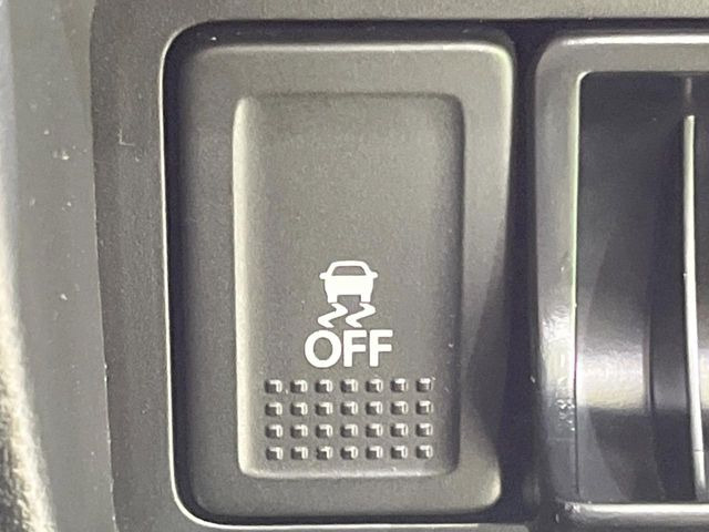 �y������h�~���u�z�ԗ��̉���������m����ƁA�����I�Ɏԗ��̐i�s������ۂ悤�Ɏԗ��𐧌䂵�܂��B�J�̓��ȂǊ���₷���H�ʏ󋵂ł����S�ȉ^�]���\�ł��B