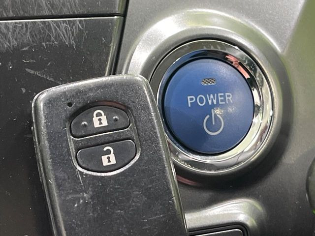 �y�X�}�[�g�L�[�z�J�o����|�P�b�g�ɓ��ꂽ�܂܂ł��h�A�̎{���E�������\�ȃX�}�[�g�L�[�𑕔��B�G���W���̃I���E�I�t�����J�M�����o���K�v����������Ƃ��Ă��֗��ł���