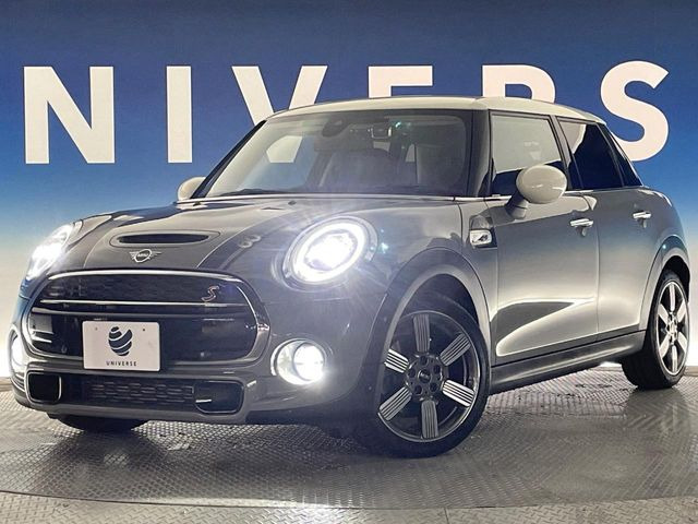 ��LED�w�b�h���C�g:��ԑ��s�����ǍD�Ȏ��E���m�ۂ����S���ĉ^�]�ł��鍂�P�xLED�w�b�h���C�g�𑕔�!�_�����x�������A����d�͂��}�����Ă��܂��B