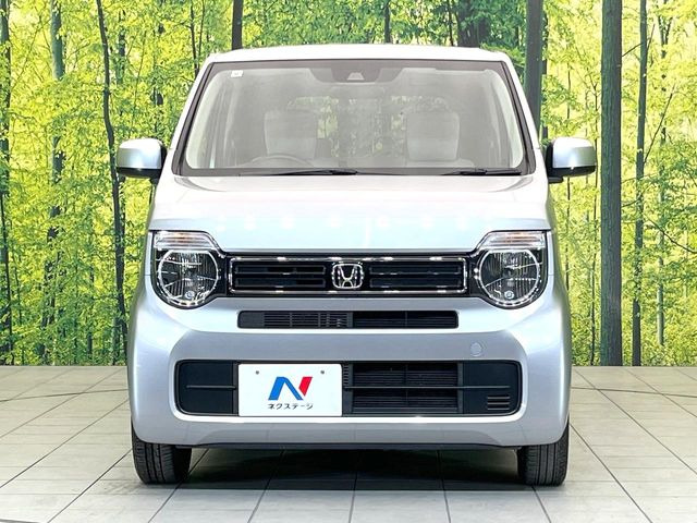 弊社では、全車『修復歴なし』のお車のみ取り扱っております。専任バイヤーによる厳選した仕入れの後、入庫後の車両チェックを行い、ネクステージが認定した高品質な中古車をご提供しております。