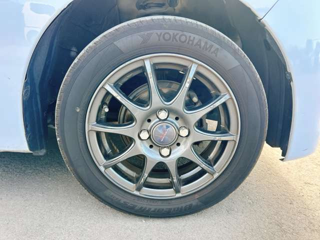 お好みのアルミホイールへのカスタムもお答えいたします!ご希望の際には当店スタッフまでお気軽にご相談下さい♪