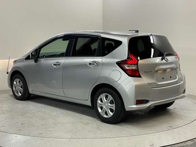 �l�C�̎Ԏ킪�����낢!�e���[�J�[ �ŐV�l�C�Ԃ����C���i�b�v!���ĐG���đI�ׂ�W����ł�!