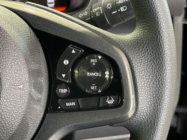 �y�A�_�v�e�B�u�N���[�Y�R���g���[���z�������H�ł̒��������s���y��!!�����ő��x��ۂN���[�Y�R���g���[�����A�Փˌy���V�X�e���ƘA�g���A�O���̎ԗ������m���ĎԊԂ�ۂ悤�ɑ��x���߂��Ă���܂�!!