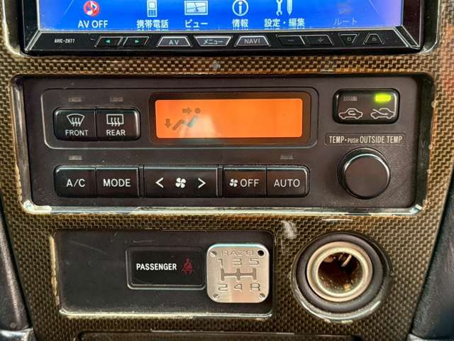 �C�ɂȂ邨�Ԃ�����܂�����E�̓d�b�ԍ����璼�ڂ��X�ɂ��₢���킹���������B�x�����@����ԗ����A��Ԃ܂łȂ�ł������������Ē����܂��B�X�^�b�t�ꓯ���A�����҂����Ă���܂��B