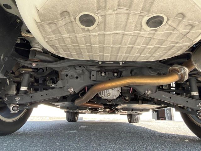 ����肪���ꂢ�Ȃ����ɁA�h�K���H�̎{�H���I�X�X���B�~��n��͂������A���ݕ��ɂ��Z���̕���A��Ń}�����E�E�B���^�[�X�|�[�c���������ɂ��D�]���������Ă���܂��B