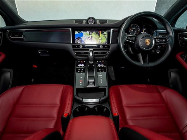 ���ЂɂāA�����N���[�j���O�����{���Ă���܂��̂ŋC�����悭����肢�������܂��B