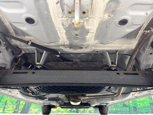 下回りがきれいなうちに、防錆加工の施工がオススメ。降雪地域はもちろん、沿岸部にお住いの方や、趣味でマリン・ウィンタースポーツをされる方にご好評いただいております。