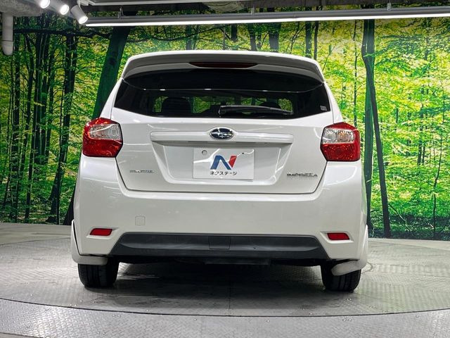 安心の最長10年・走行無制限保証(有償)をご用意。保証内容も充実はもちろん、無料点検&オイル交換や、年中無休の全国・24時間ロードサービスも付帯されておりますのでご安心下さい。