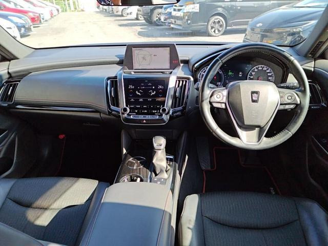 クラウンハイブリッド 2.5 S スポーツスタイル