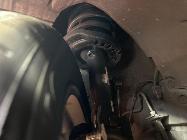 ���Ԃ����S���Ă���肢�������ׂɂ́A�����̒���_�����������܂���B�T�[�r�X�T�|�[�g(�L���ۏ�)�ł͖����_�������񋟂��Ă���A���S�̃J�[���C�t�����߂�������������T�|�[�g�̐��������Ă��܂��B