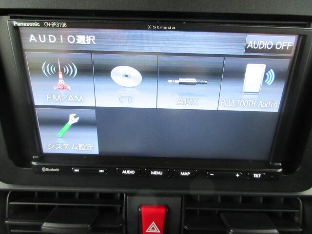 �����̍D���ȉ��y�𒮂��Ȃ���A�������h���C�u��