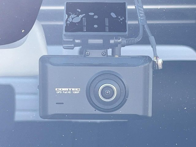 �y�h���C�u���R�[�_�[�z���S�E���S�ȃJ�[���C�t�ɕK�{�̃h���C�u���R�[�_�[�𑕔�!���s���͂������A������^�]�⎖�̂ɑ��������ۂ̏󋵂��f���ŋL�^���A����̃��X�N�ɔ����܂��B