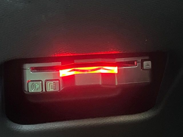 ●ETC車載器:お引き渡し時には再セットアップを実施後、お渡しいたします。