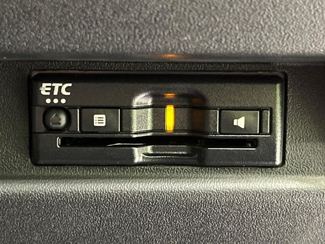 【ETC】高速道路の料金所をストレスなく通過!話題のスポットやサービスエリアに多い「スマートIC」利用時は必須のアイテムです。当店でセットアップを実施、ご納車当日からすぐにご利用いただけます!