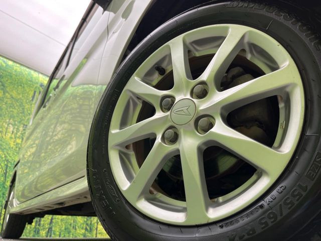 �y����14�C���`�A���~�z�C�[���z�O�ςɃ}�b�`���������A���~�z�C�[���𑕒����Ă���܂��B�e��ЊO�A���~�z�C�[����A�X�^�b�h���X�^�C�����戵�����Ă���܂��B���񂲑��k����������