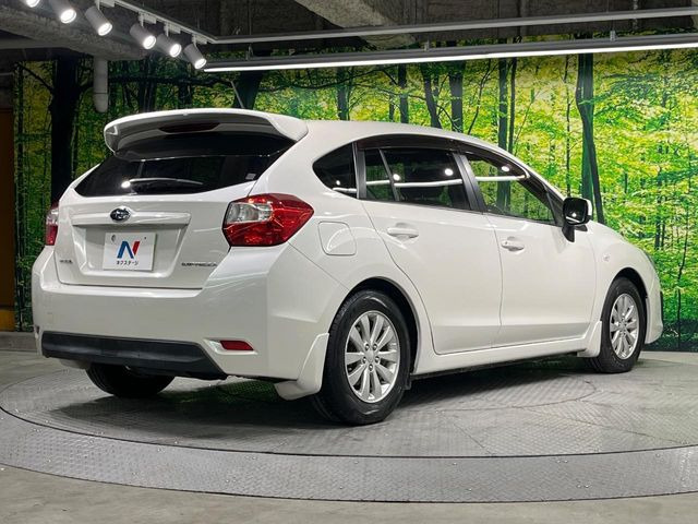 ☆全国のネクステージからお取り寄せが可能※!遠方の店舗に展示してあるクルマが気になる場合も、最寄りの店舗でご覧いただくことが可能です!是非私たちに要望をお聞かせください!※別途費用