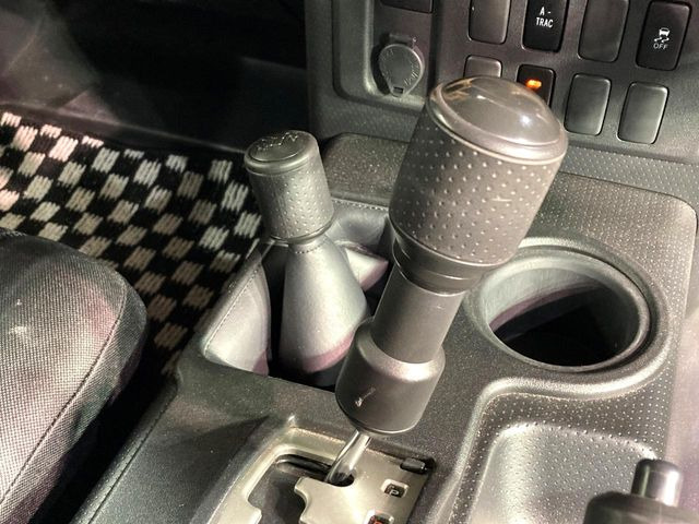 �y�g�����X�t�@�[�z�I�t���[�h��ᓹ�ɓ����������[�h�ւ̐؂�ւ����\�B�������j�����������A�I�����[�h�ȊO�ł����􂵂Ă���܂���