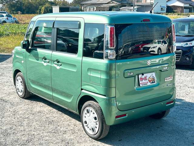 当店では軽自動車から普通車まで幅広くオールメーカーの車種・色・グレードを豊富に揃えております。