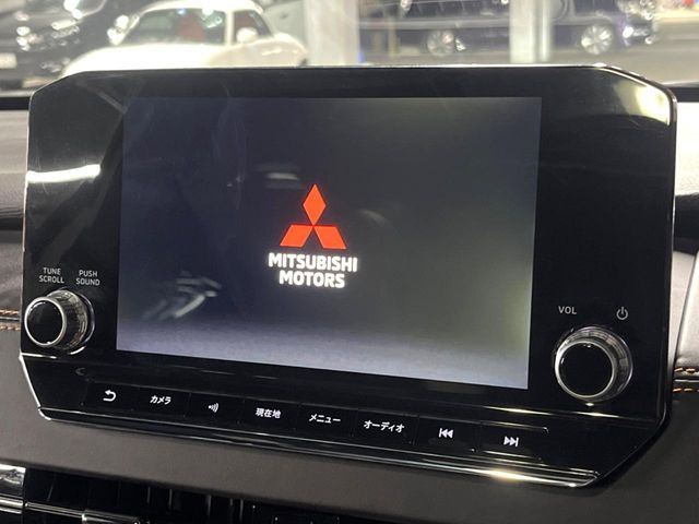 �y���[�J�[�����i�r�z�C���e���A�ɗn�����ރX�^�C���b�V���ȁu��p�݌v�v���[�J�[�i�r�𑕔��􎋔F���⑀�쐫�ȂǊ�{���\�ɂ��D��A���㎿�ȃJ�[���C�t�����y���݂��������܂��B