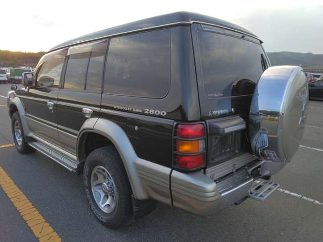 ����n���ʎd�l��!2�o�b�e���[!2800cc!�y��!�f�B�[�[��!�^�[�{!4WD!5MT!��5���}�j���A���~�b�V����!�����A���~�z�C�[��!�w�ʃ^�C���J�o�[!�I�v�V�����X�e�b�v!�։���!