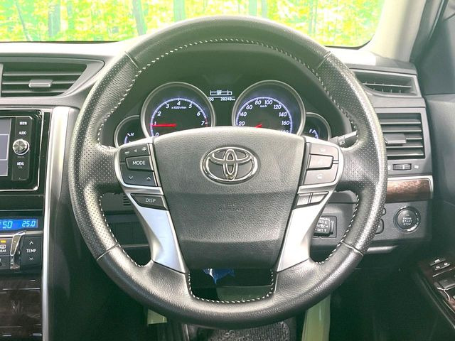 �y�����v�����X�e�A�����O�z�㎿�Ȋv���g�p���邱�ƂŁA��ɂ����������݂ƂĂ��^�]���₷���n���h���ł���