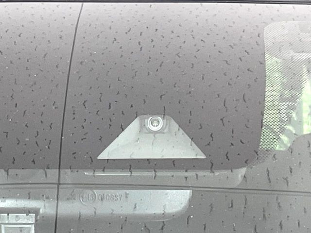 �y�G�}�[�W�F���V�[�u���[�L�z���s���ɑO���̎ԗ�����F�����A�Փ˂������Ȏ��͌x��ƃu���[�L�ŏՓˉ���Ɣ�Q�y�����A�V�X�g�B�����S�Ƀh���C�u�����y���݂��������܂��B