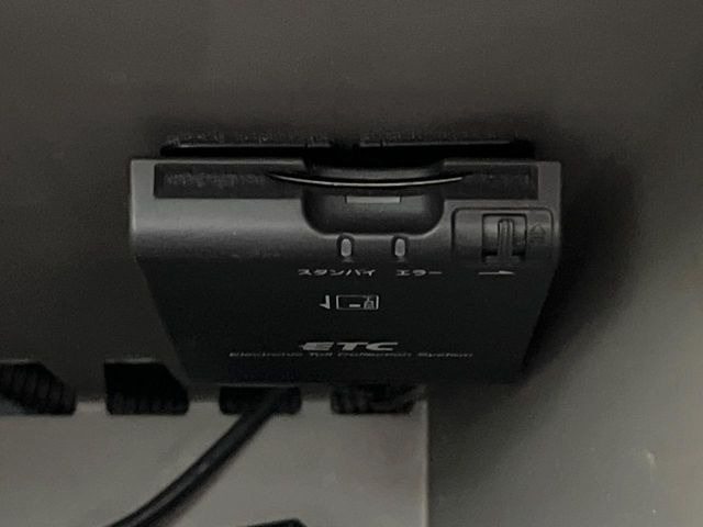 【ETC】高速道路の料金所をストレスなく通過!話題のスポットやサービスエリアに多い「スマートIC」利用時は必須のアイテムです。当店でセットアップを実施、ご納車当日からすぐにご利用いただけます!