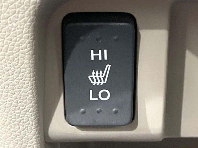 �y�V�[�g�q�[�^�[�z�������ɏd�󂷂�V�[�g�q�[�^�[!�G�A�R����葁�����܂��Ă����̂Ŋ�����̐l�����S�ł��ˁ�G�A�R���̉����͊������邩����A�Ƃ������ɂ����������߂ł��B