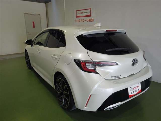 カローラスポーツ1.2 GZ