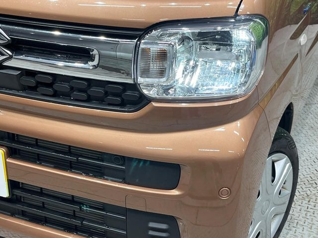 �yLED�w�b�h���C�g�z���V����ԑ��s�����ǍD�Ȏ��E���m�ۂ����S���ĉ^�]�ł��鍂�P�xLED�w�b�h���C�g�𑕔�!�_�����x�������A����d�͂��}�����Ă��܂��B