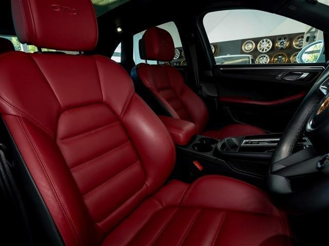 �R�[�i�����O�ł����肵�Ă���A���������s���̔�J���y���ł��܂��B