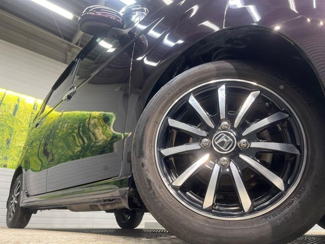 �y����14�C���`�A���~�z�C�[���z�O�ςɃ}�b�`���������A���~�z�C�[���𑕒����Ă���܂��B�e��ЊO�A���~�z�C�[����A�X�^�b�h���X�^�C�����戵�����Ă���܂��B���񂲑��k����������