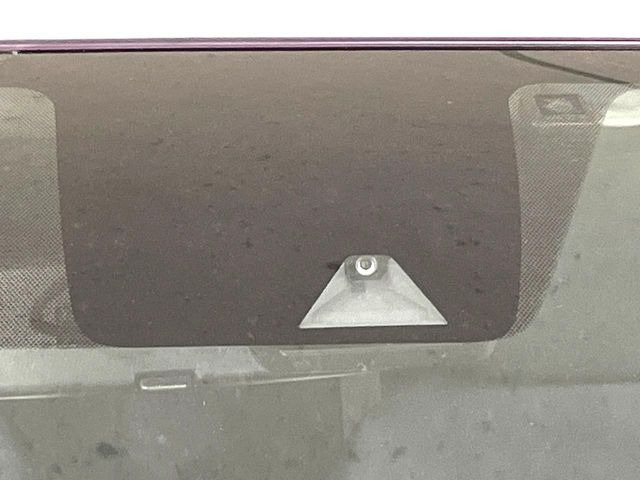 �y�G�}�[�W�F���V�[�u���[�L�z���s���ɑO���̎ԗ�����F�����A�Փ˂������Ȏ��͌x��ƃu���[�L�ŏՓˉ���Ɣ�Q�y�����A�V�X�g�B�����S�Ƀh���C�u�����y���݂��������܂��B