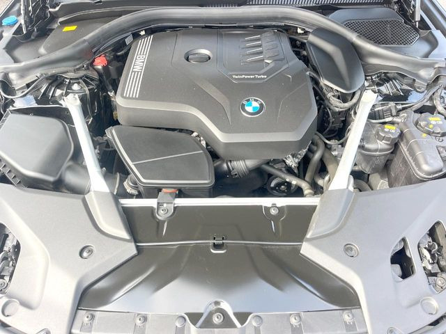 ●当店では、各メーカーの専用診断テスターを導入。国家資格を持つテクニカルスタッフも常駐しておりますので、万が一の際にも安心してご利用いただけます。