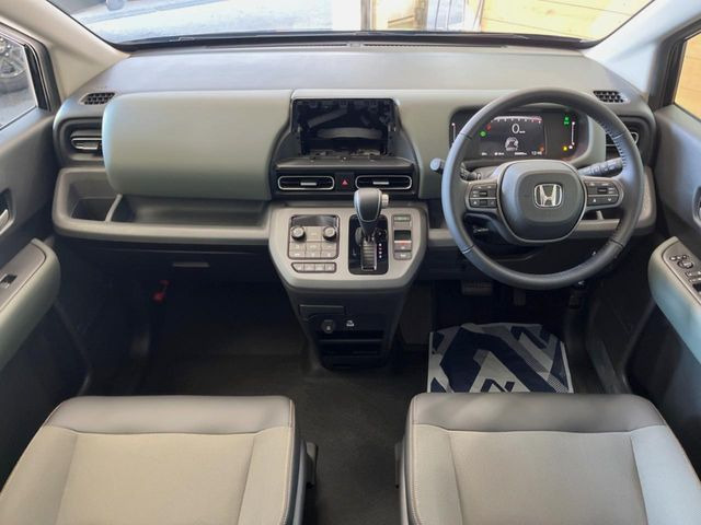 フリード1.5 クロスター