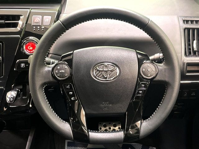 �y�����v�����X�e�A�����O�z�㎿�Ȋv���g�p���邱�ƂŁA��ɂ����������݂ƂĂ��^�]���₷���n���h���ł���