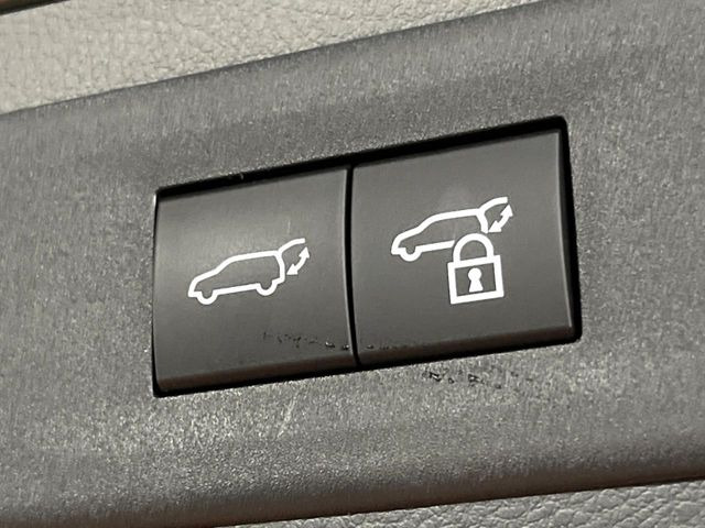 �y�p���[�o�b�N�h�A�z�X�}�[�g�L�[��^�]�Ȃ̃{�^�������������Ń��A�Q�[�g�������ŊJ���܂�!�ו��������Ă��鎞��A�����ʒu�ɂ���o�b�N�h�A��߂�ۂɕ֗��ȋ@�\�ł���