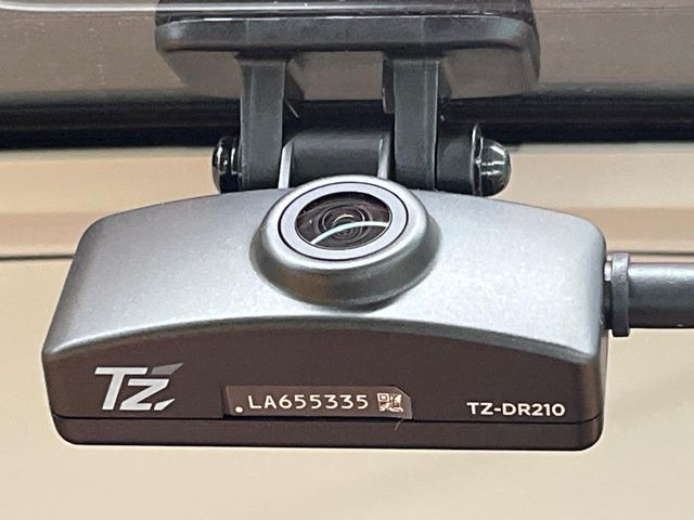 �y�h���C�u���R�[�_�[�z���S�E���S�ȃJ�[���C�t�ɕK�{�̃h���C�u���R�[�_�[�𑕔�!���s���͂������A������^�]�⎖�̂ɑ��������ۂ̏󋵂��f���ŋL�^���A����̃��X�N�ɔ����܂��B