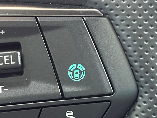 【マイパイロット】高速道路での長距離走行が楽に!!渋滞時と巡回走行のシーンで、アクセル・ブレーキ・ステアリングを自動で制御し、長距離運転の負担を軽減してくれます♪