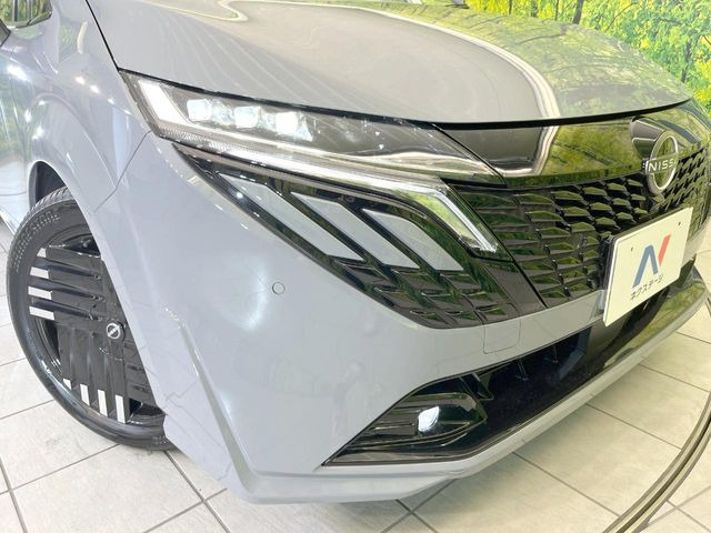 �yLED�w�b�h���C�g�z���V����ԑ��s�����ǍD�Ȏ��E���m�ۂ����S���ĉ^�]�ł��鍂�P�xLED�w�b�h���C�g�𑕔�!�_�����x�������A����d�͂��}�����Ă��܂��B