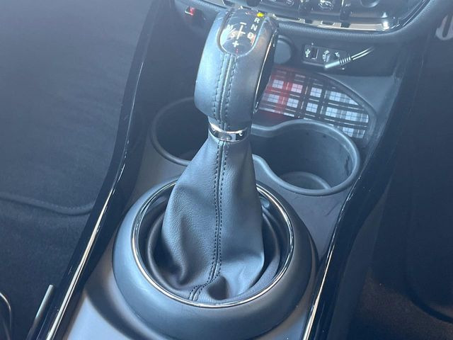 ��MT���[�h�t��AT:�ʏ�͎����ł����Ȃ���ϑ�(�M�A�`�F���W)���h���C�o�[�̑���ɂ���ĈӐ}�I�ɕς�����V�X�e���ł��B����w���i�̃h���C�u�����y���݂��������܂�!