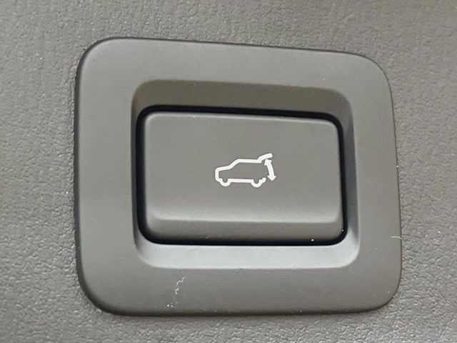 �y�p���[�o�b�N�h�A�z�X�}�[�g�L�[��^�]�Ȃ̃{�^�������������Ń��A�Q�[�g�������ŊJ���܂�!�ו��������Ă��鎞��A�����ʒu�ɂ���o�b�N�h�A��߂�ۂɕ֗��ȋ@�\�ł���