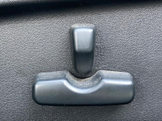 �y�p���[�V�[�g�z�X�C�b�`��ŊȒP�ɃV�[�g�̔��������\!�d��������͂�����܂���!���K�ȃV�[�g�|�W�V�����ɃZ�b�g���āA���K�ȃh���C�u�����y���݂��������B