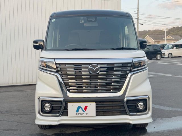 弊社では、全車『修復歴なし』のお車のみ取り扱っております。専任バイヤーによる厳選した仕入れの後、入庫後の車両チェックを行い、ネクステージが認定した高品質な中古車をご提供しております。