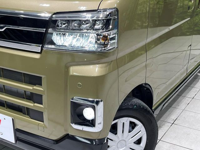 �yLED�w�b�h���C�g�z���V����ԑ��s�����ǍD�Ȏ��E���m�ۂ����S���ĉ^�]�ł��鍂�P�xLED�w�b�h���C�g�𑕔�!�_�����x�������A����d�͂��}�����Ă��܂��B