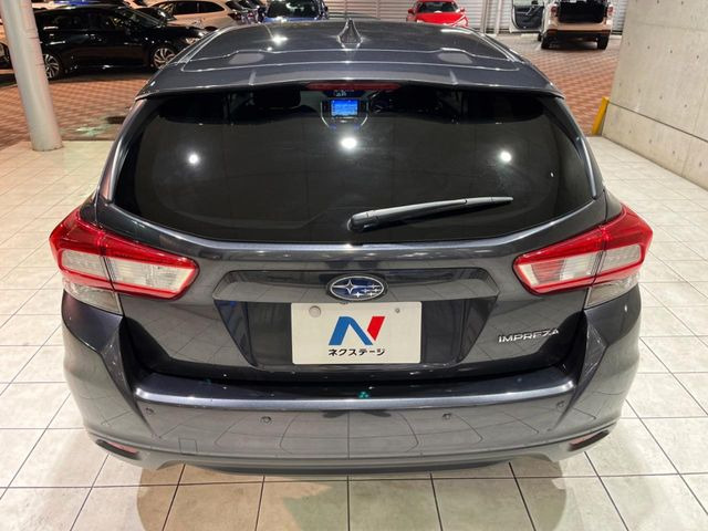 安心の最長10年・走行無制限保証(有償)をご用意。保証内容も充実はもちろん、無料点検&オイル交換や、年中無休の全国・24時間ロードサービスも付帯されておりますのでご安心下さい。