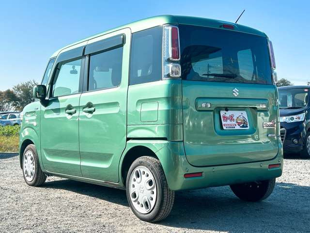 当店では軽自動車から普通車まで幅広くオールメーカーの車種・色・グレードを豊富に揃えております。